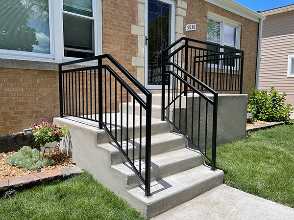 Custom Exterior Railings | Best Chicago Railings