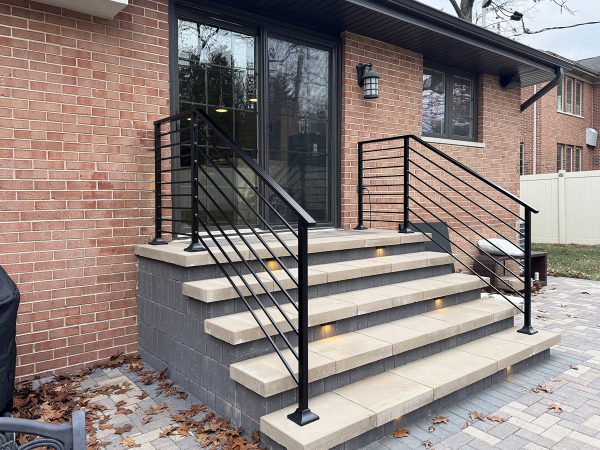 Modern horizontal railings for rear porch