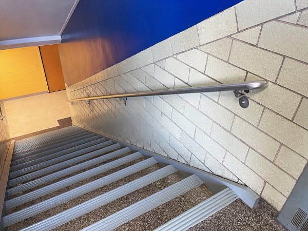 Round handrail painted silver