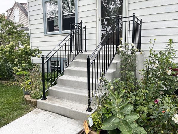 Decorative custom railing for front porch | Front Porch Railings Chicago