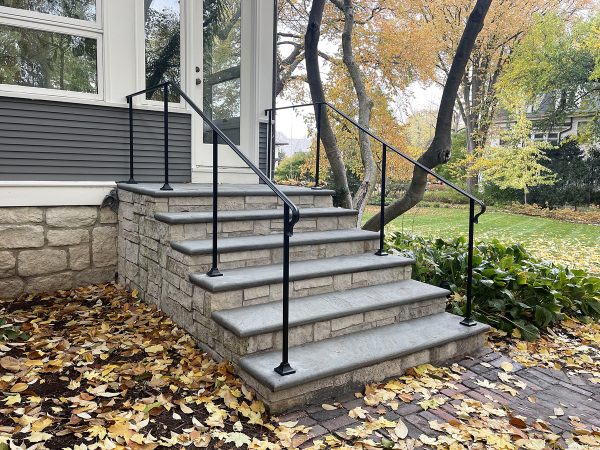 Exterior classic handrails with lambs tongues