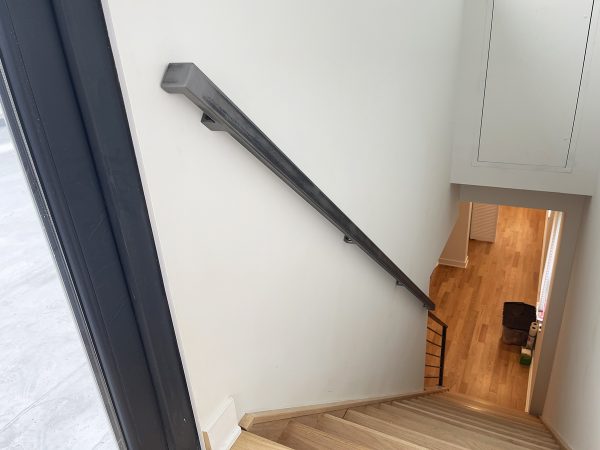 Rectangular handrail with hidden brackets | Custom Handrails Chicago