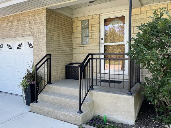 Contemporary railing with doubled top for front porch | Contemporary Railings Near Me