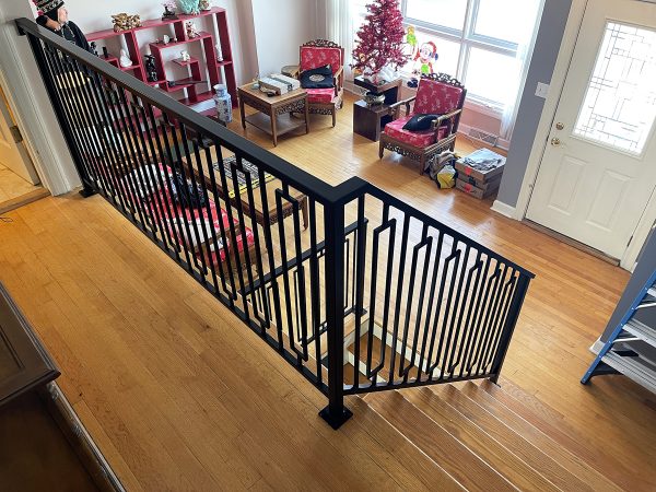 Interior custom railing for stairs | Best Chicago Railings