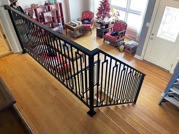 Interior custom railing for stairs | Best Chicago Railings