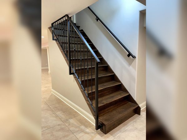 Vertical Picket Railing with Collars